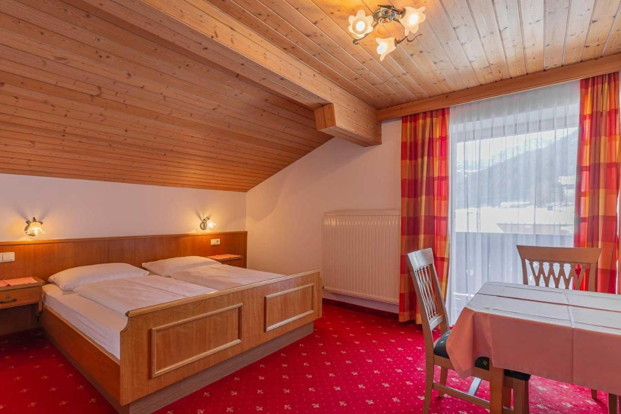 Pension Bartlhof Lermoos Exterior photo